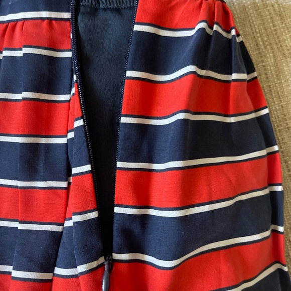 J. Crew Silk. Skirt 6 - Picture 4 of 5